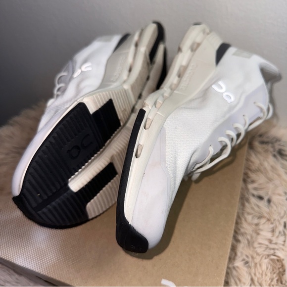 ON CloudNova Form Size 8 Women's Shoes Sneakers White/ Eclipse W/box WORN Once - Picture 15 of 17